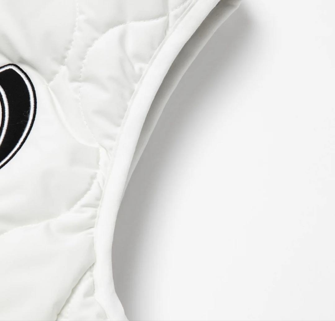 新品未使用【デヴァローゴルフ】中綿ダウンキルティング フルジップベスト（白）