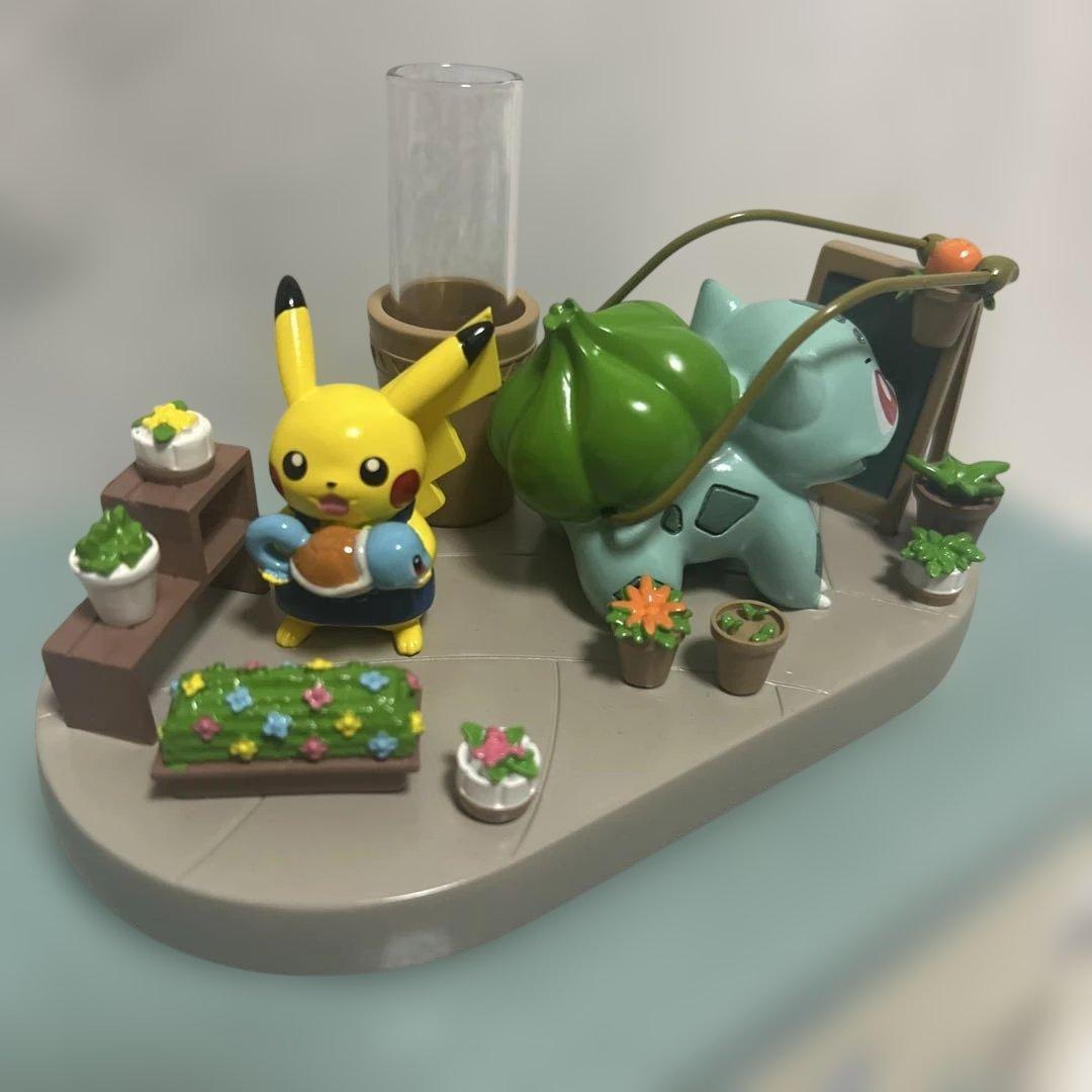 一輪挿しフィギュア　Pokemon grassy Gardening