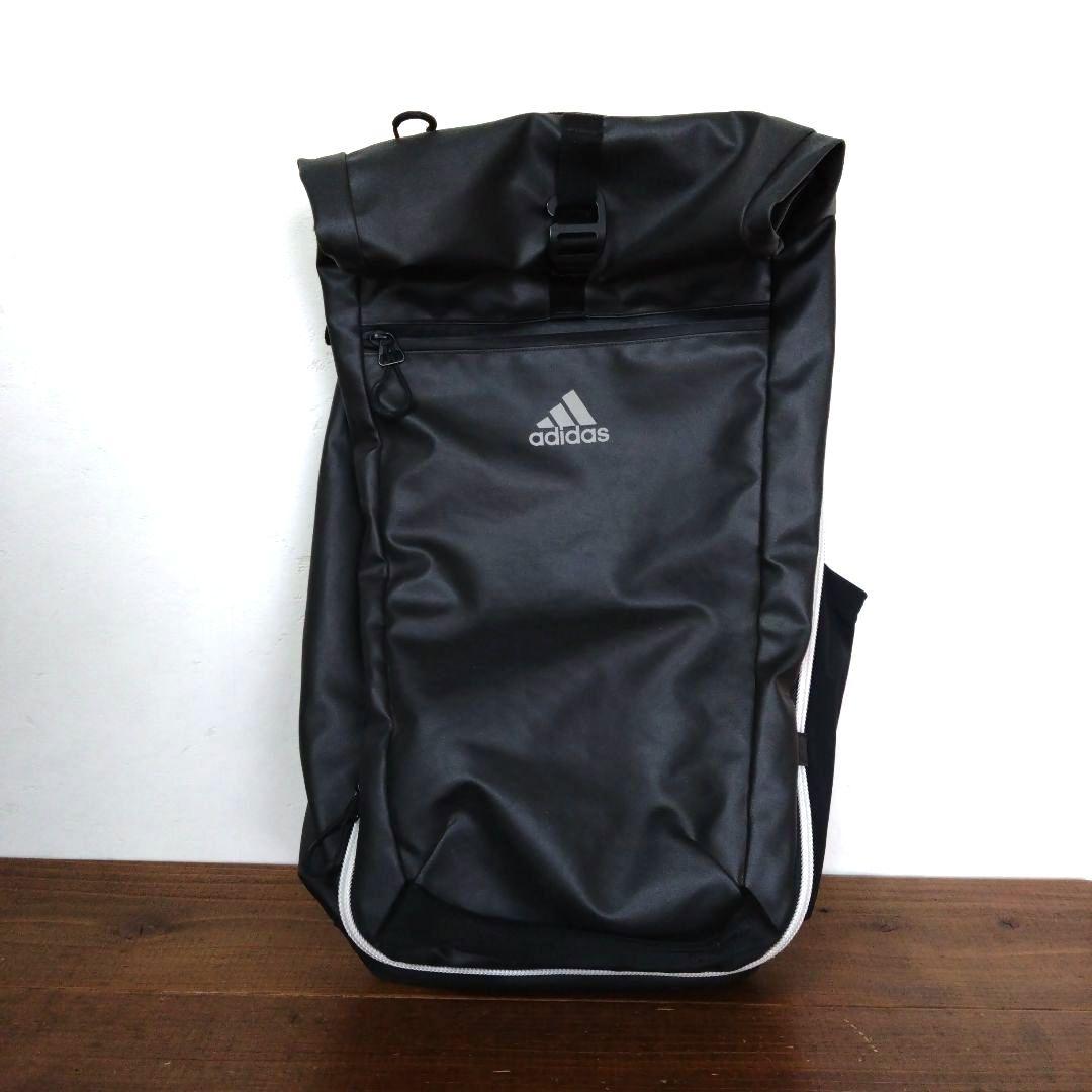 アディダス　バックパック　黒