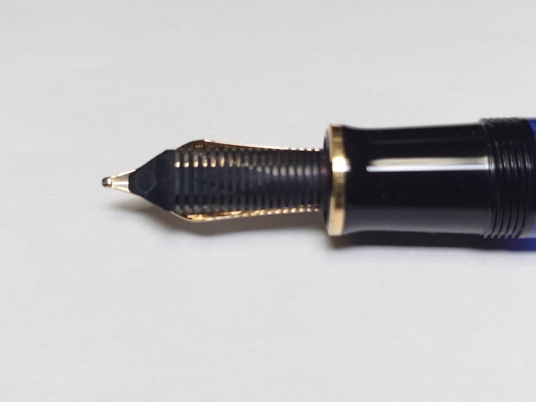 Pelikan 特別生産品 スーベレーン M805 ブルー・オ・ブルー B