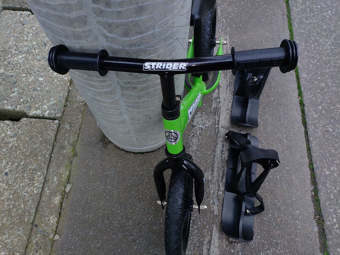 極美品STRIDER12 CLASSIC ストライダー バランスバイク グリーン