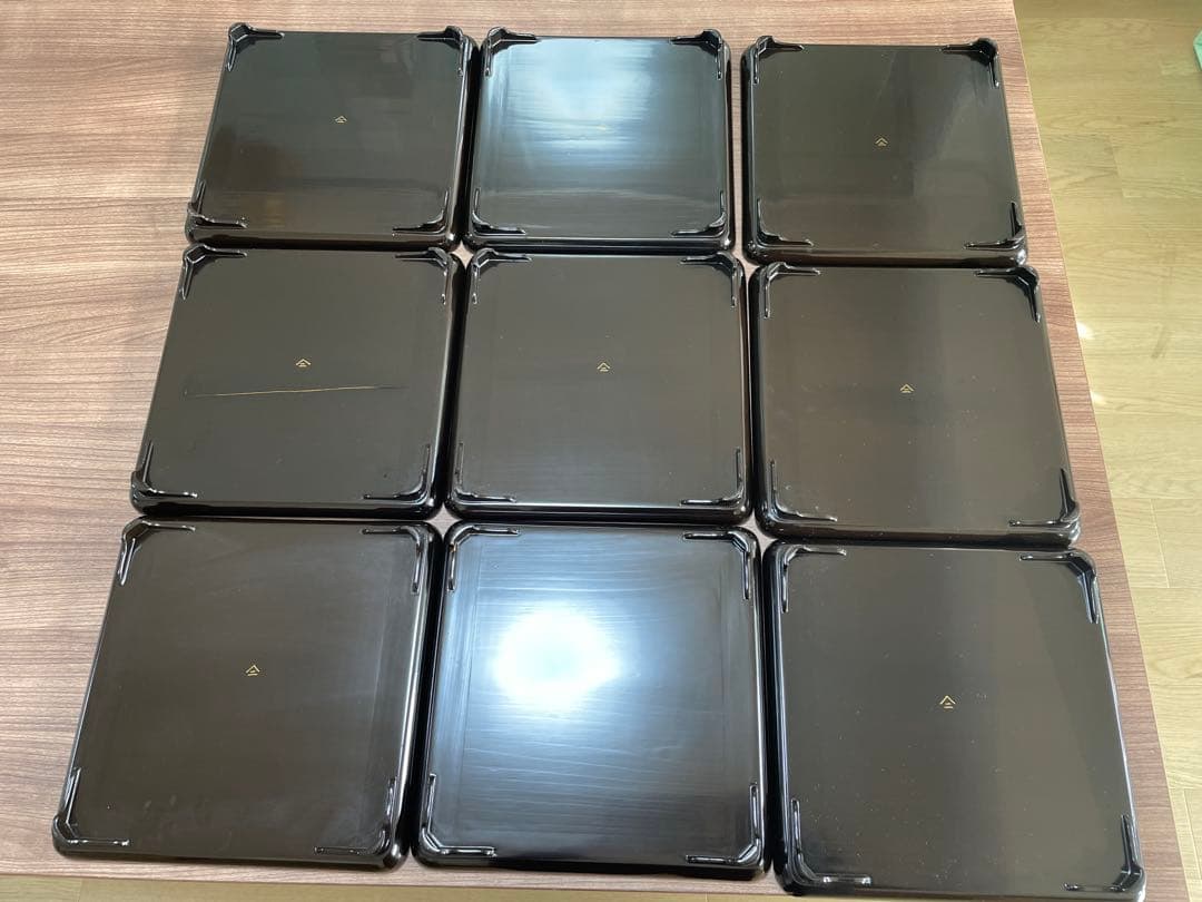 【現状品】輪島塗 漆器 黒 足付き膳 御膳 金彩 松 18客 レトロ 割烹屋