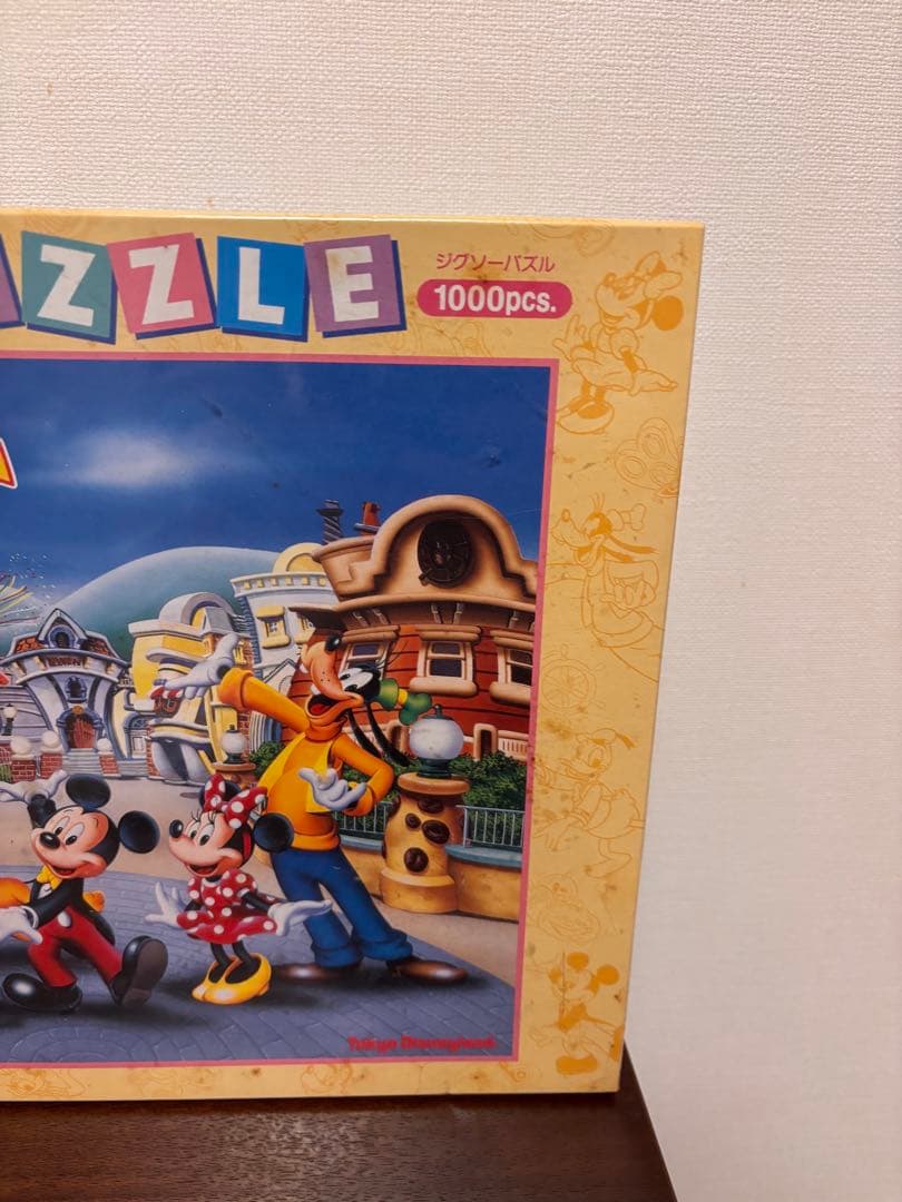 ☆ ディズニー ジグソーパズル1000ピース トゥーンタウン 未開封 廃盤　レア