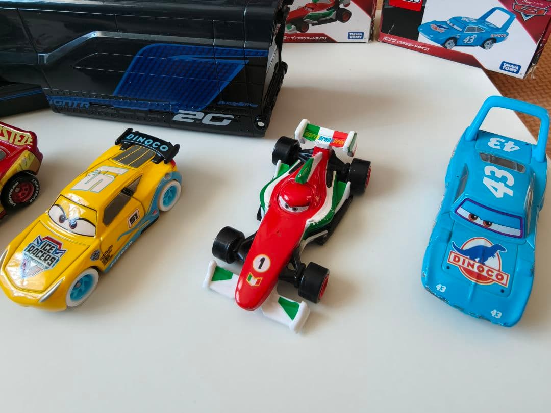 トミカ カーズ ミニカー 19台セット　まとめ売り