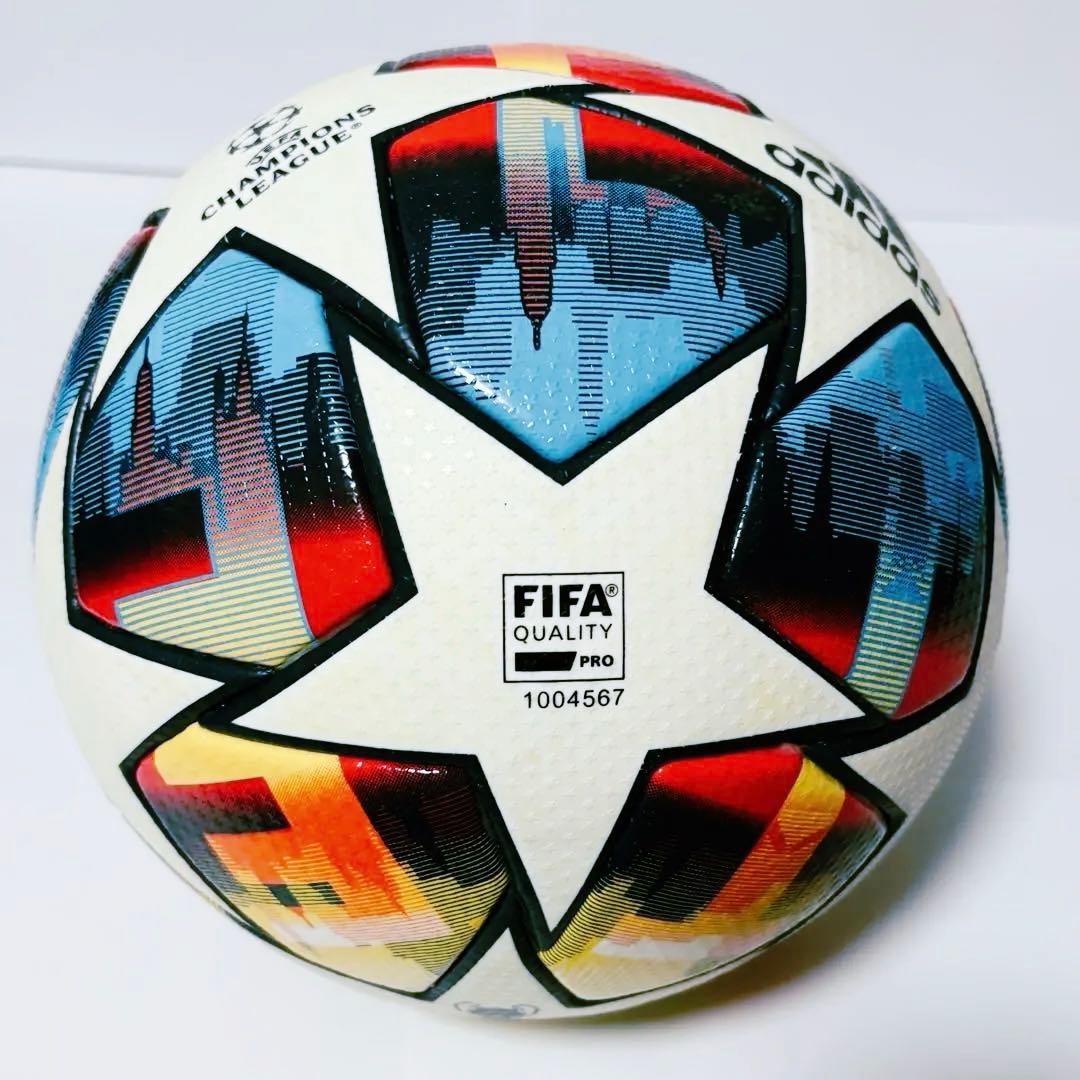 (アディダス) adidas フィナーレ サンクトペテルブルク プロ