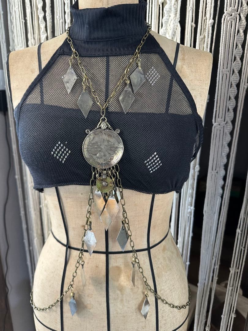 ベリーダンス　トライバル　メダリオン　ボディチェーン