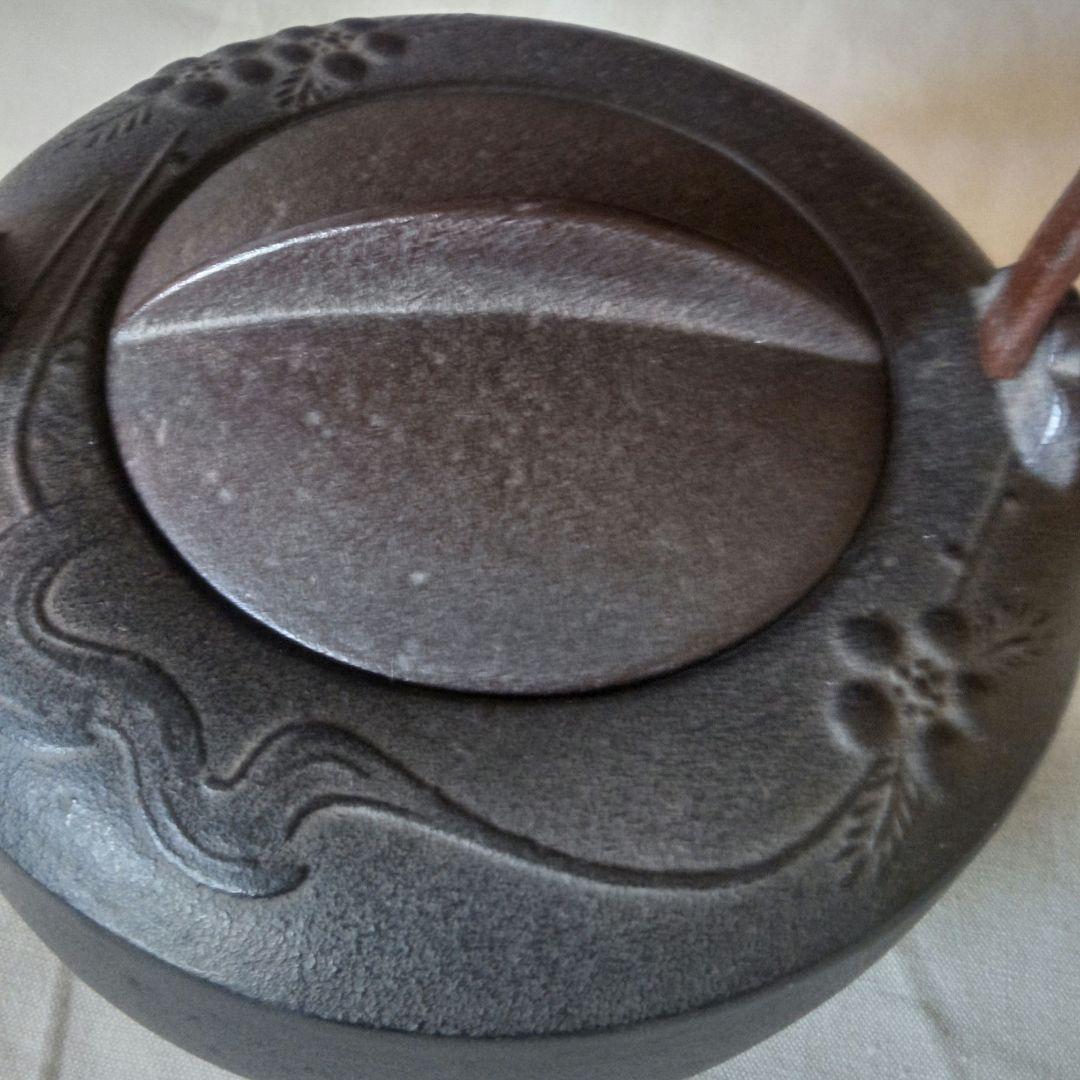 釜師　人間国宝　高橋敬典・鉄瓶 銚子・梅紋　陶器替蓋付 未使用箱付