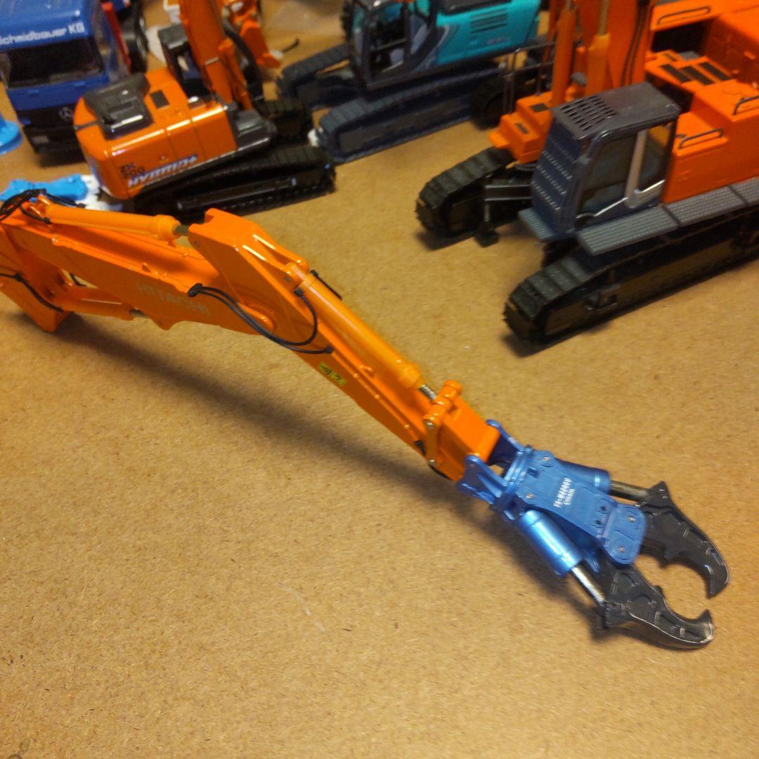 日立建機　ZAXIS 1000K ロングブーム、ツーピースブーム　1/50