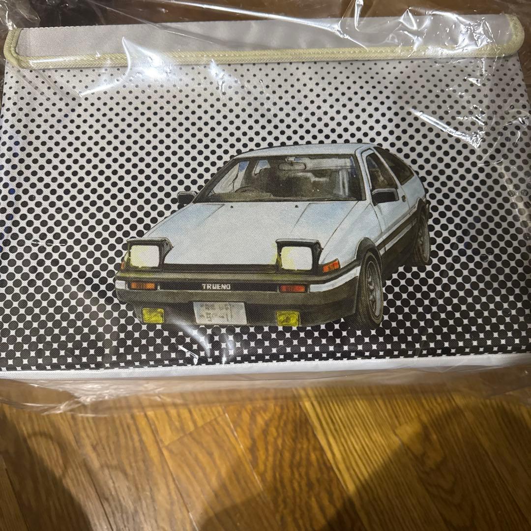 頭文字Ｄ　ラッキーBOX インパクトブルー　イニシャルＤ　Lサイズ２箱　佐藤真子