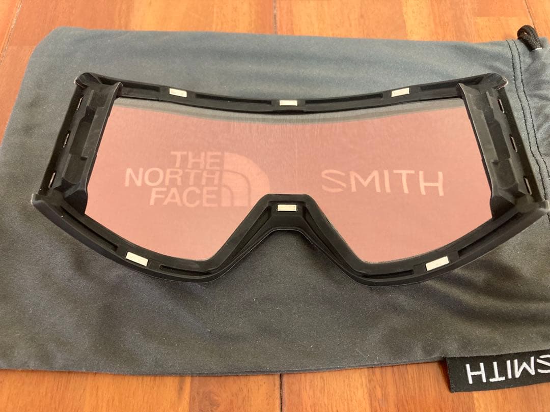 【美品】 SMITH Squad MAG 2022-2023 ノースフェイス