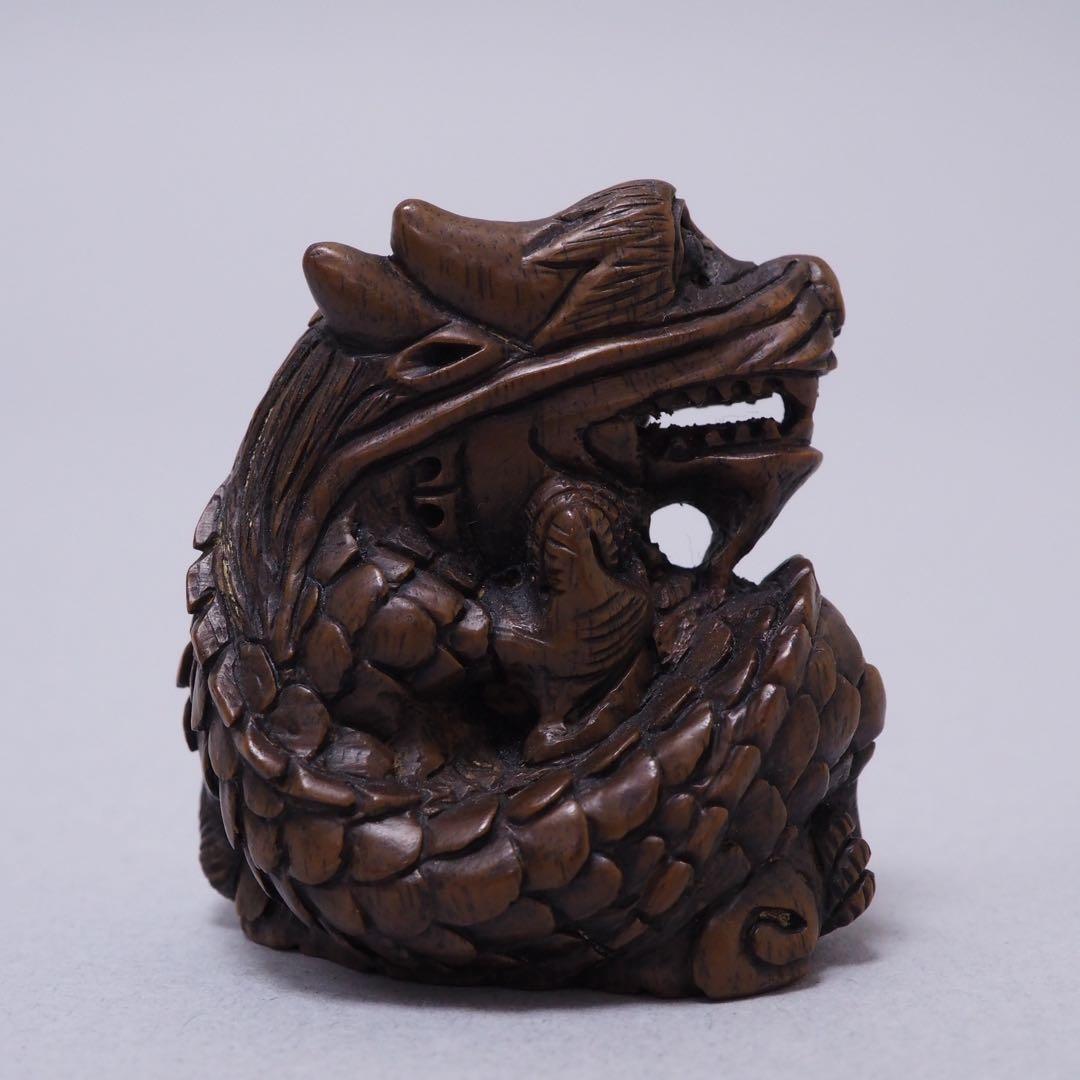 在銘 木彫 龍 根付 提げ物