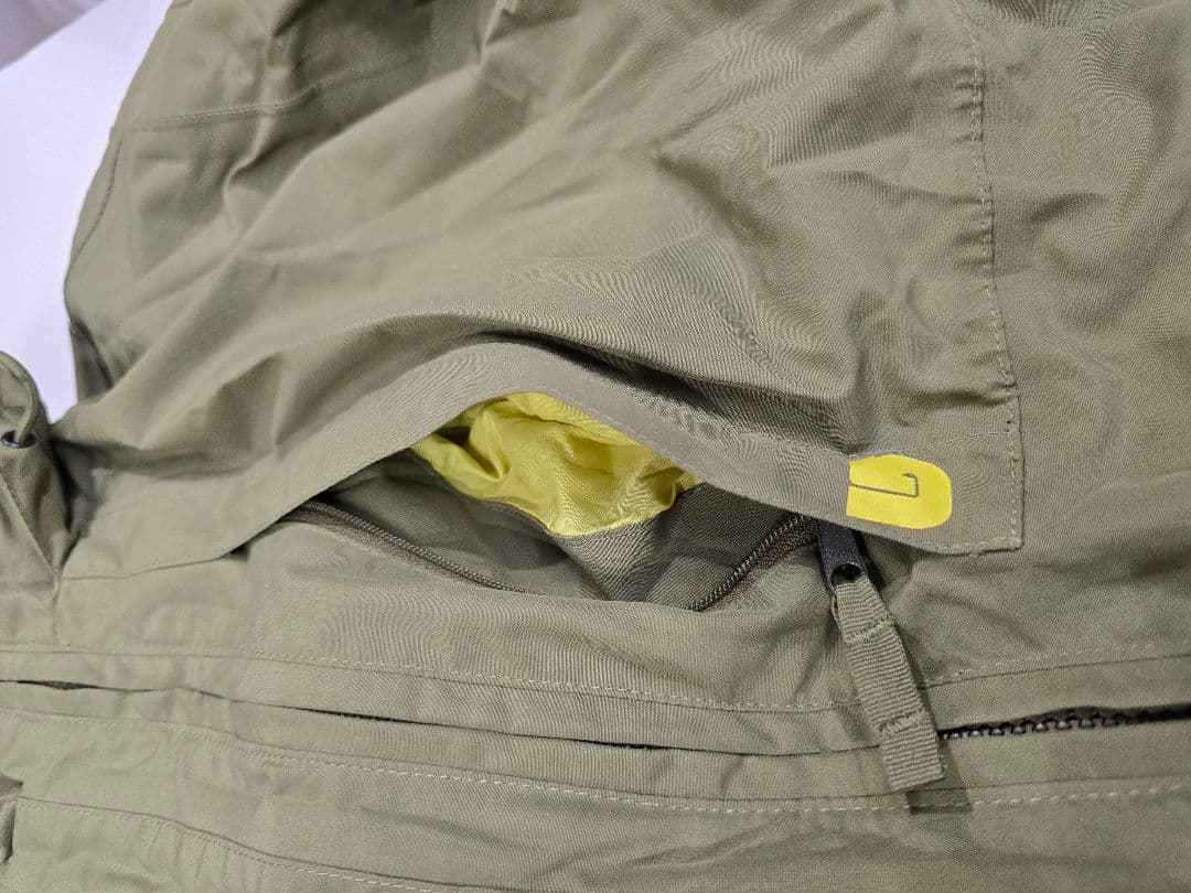 MT736　バートン　中綿ジャケット　ポリエステル　レディース