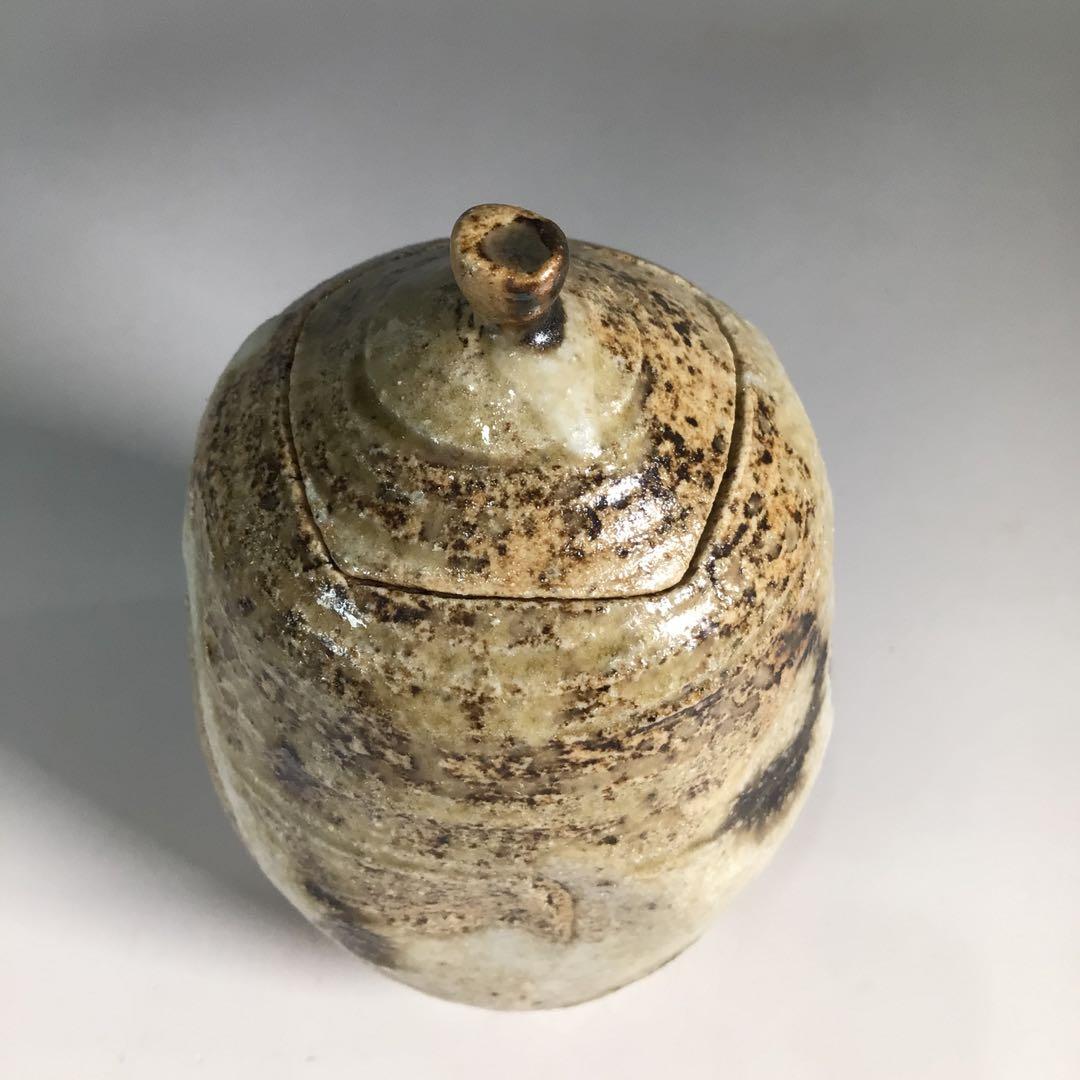 Ｎ４２７　茶器　『川本了生造』『美濃伊賀』『縞葡萄唐草仕覆付』　共箱　茶道具