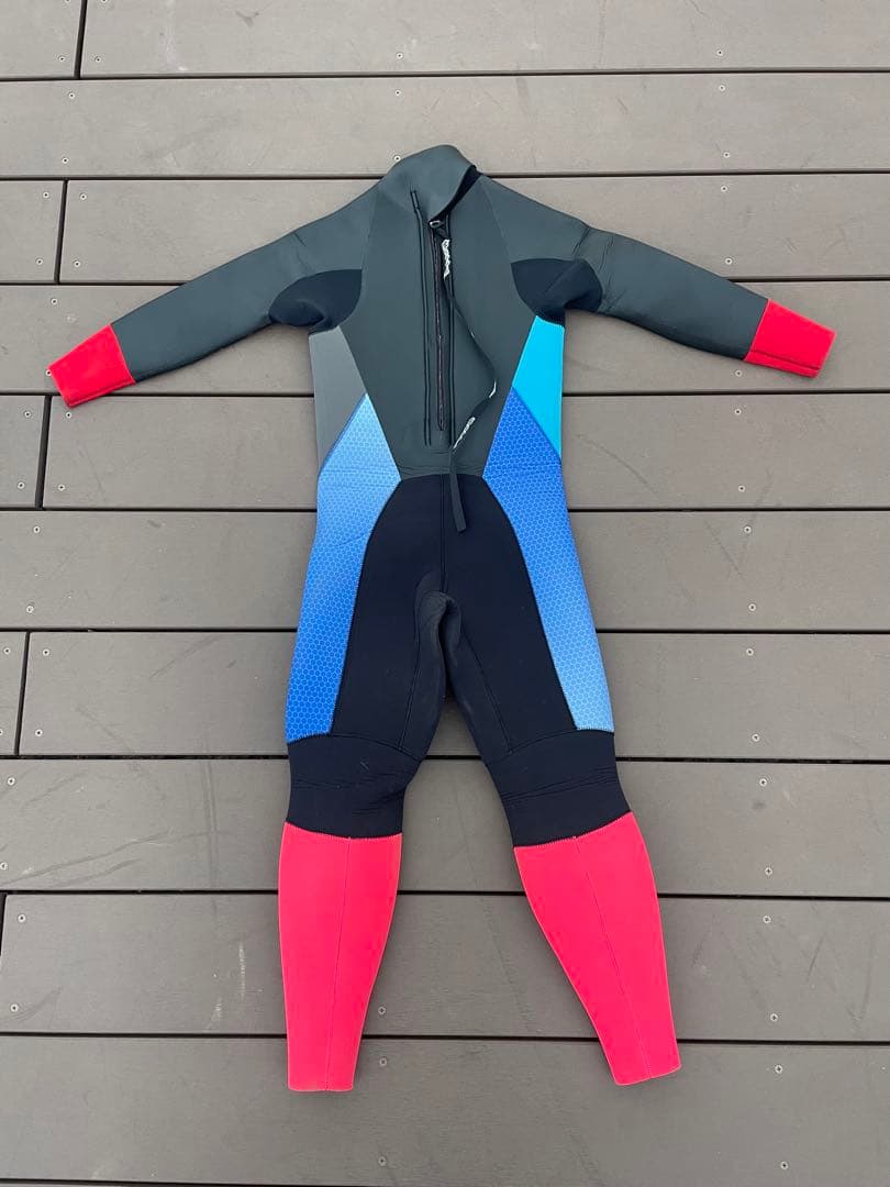 ウエットスーツ　子供　5×3mm 冬用　ハリー