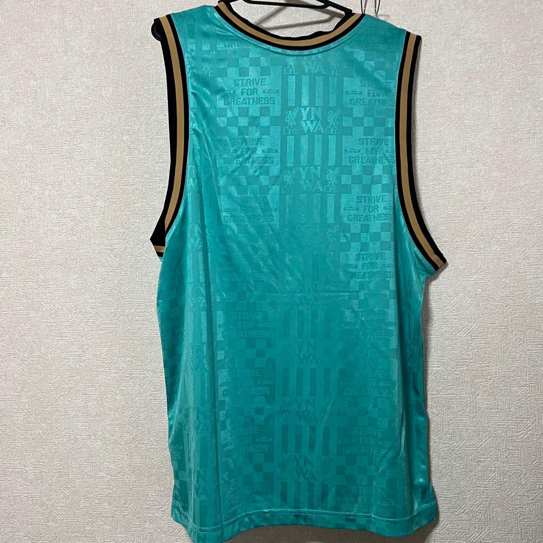 Liverpool ウェア　上下セット