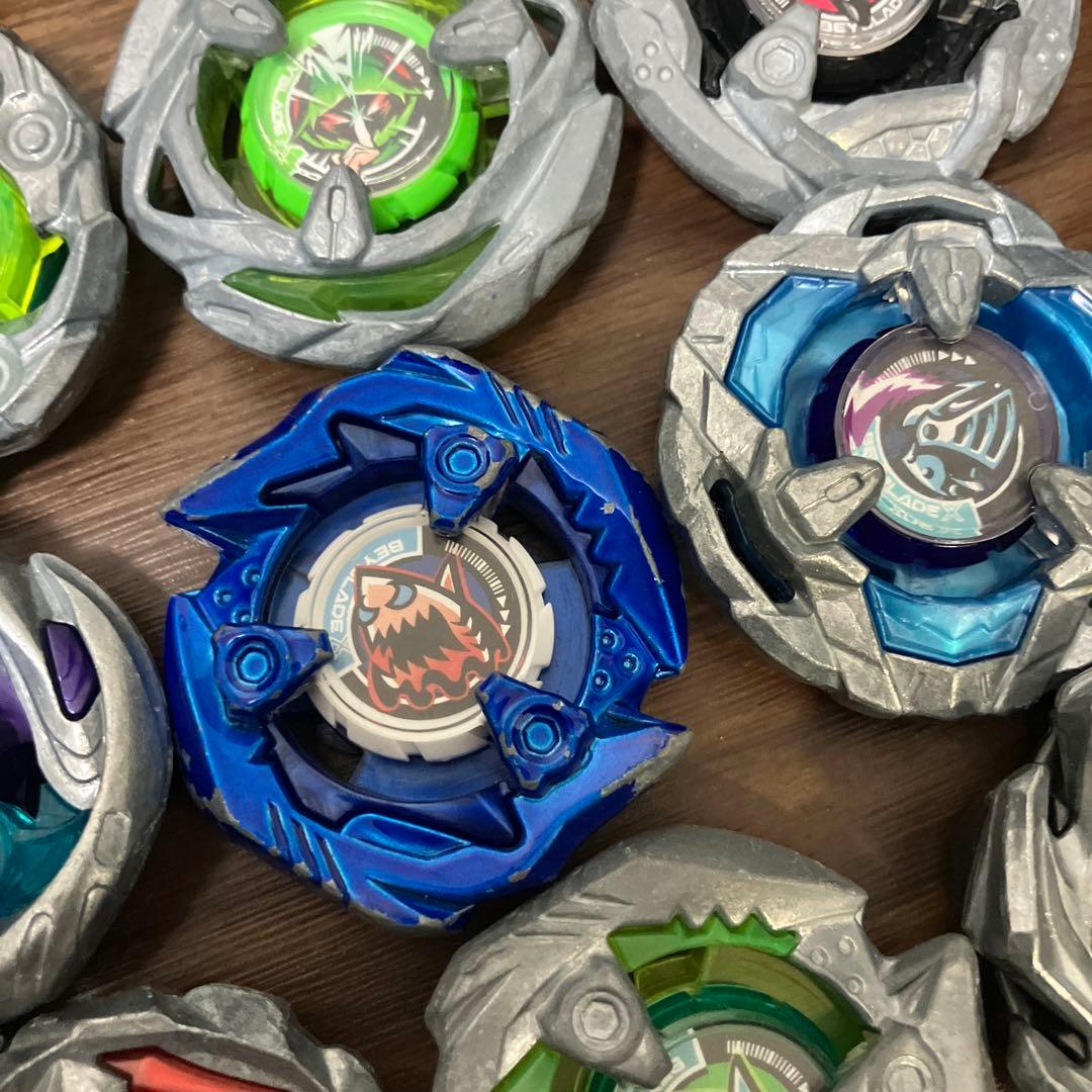 ベイブレードX引退セット レアベイ多数あり