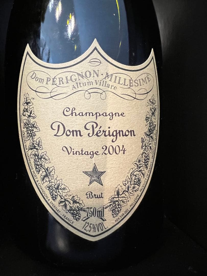 【箱付き】未開栓　古酒 2004　ドンペリニヨン　ヴィンテージ 果実酒