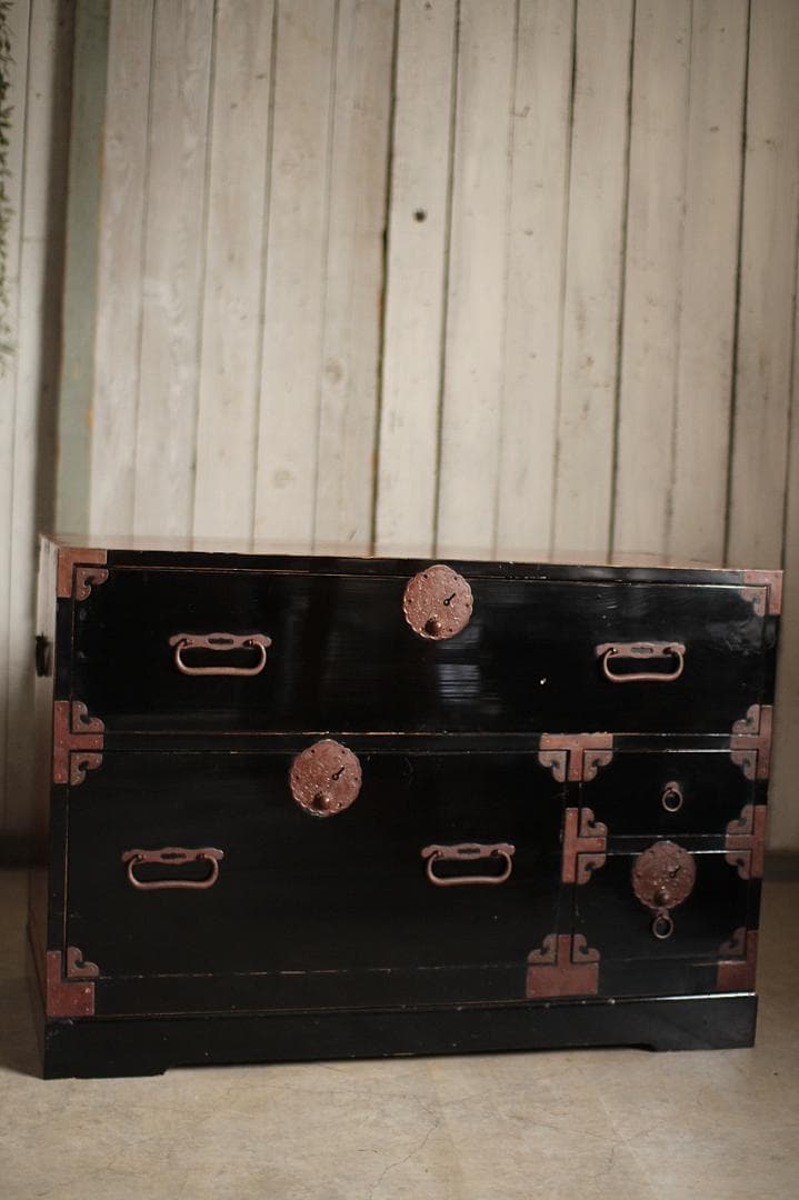 綺麗な丸金具庄内箪笥　4杯　タンス　収納　古家具　古民家　時代家具