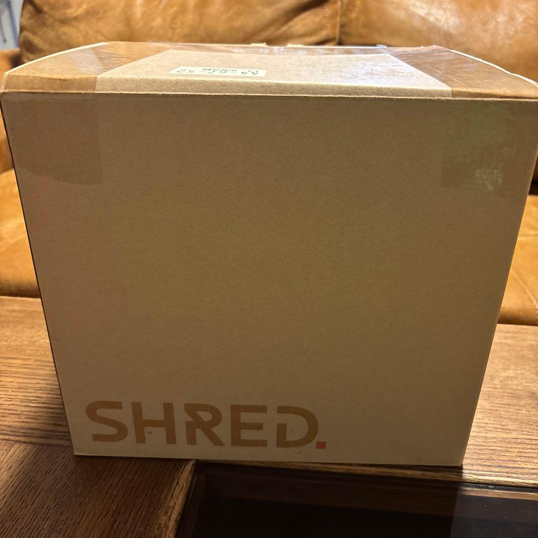 mini SHRED. ヘルメット 青