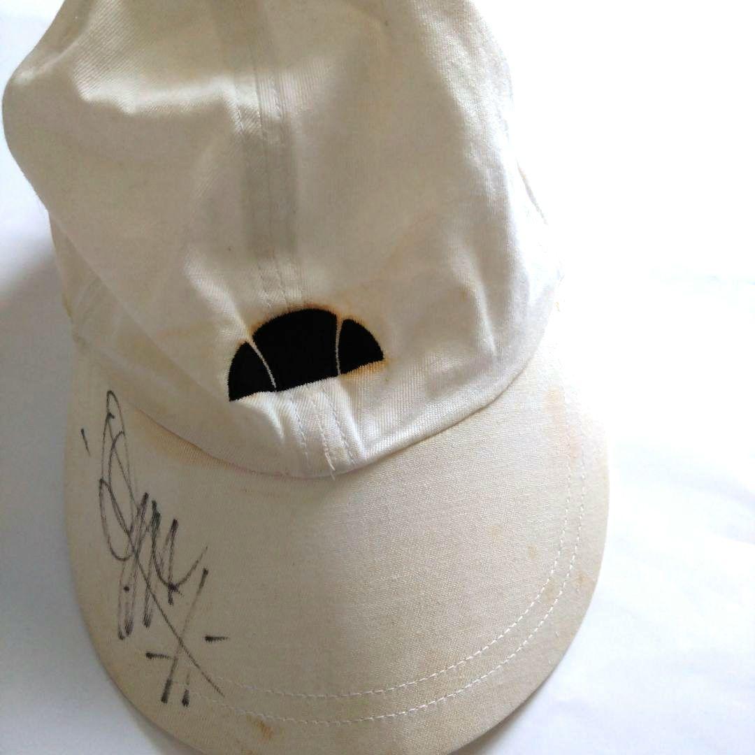 神尾米　直筆サイン入り　エレッセキャップ　ellesse