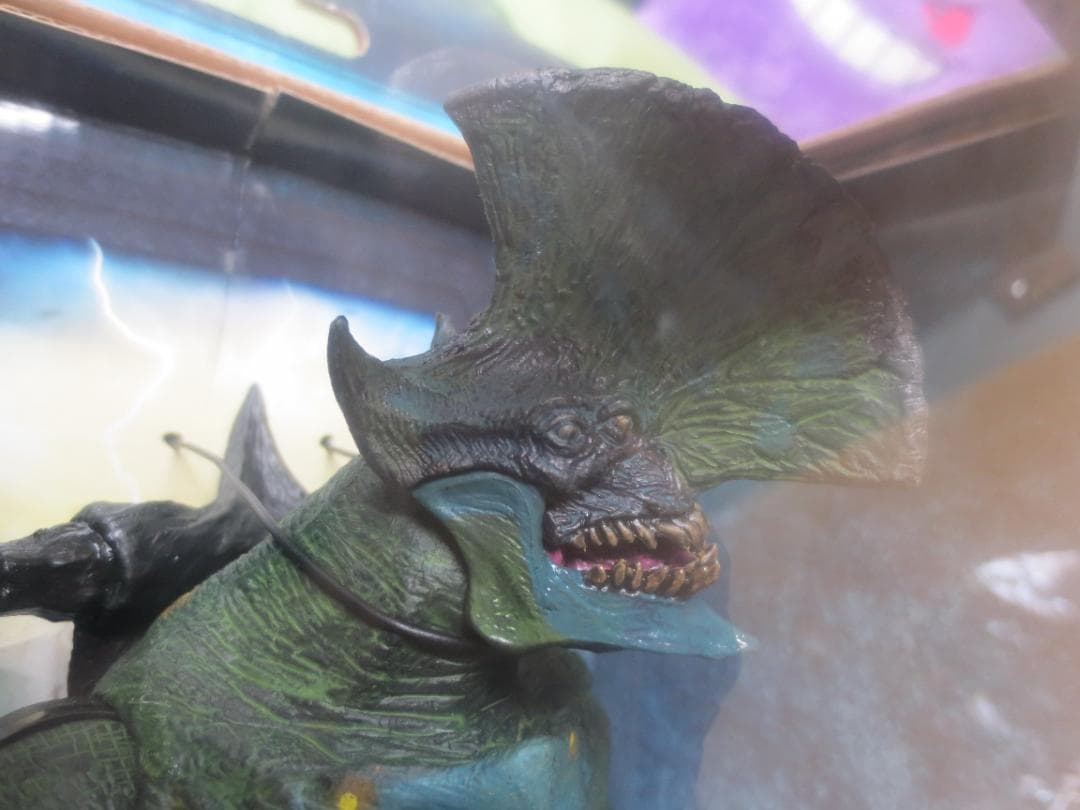 NECA『パシフィック・リム』KAIJU： AXEHEAD　フィギュア