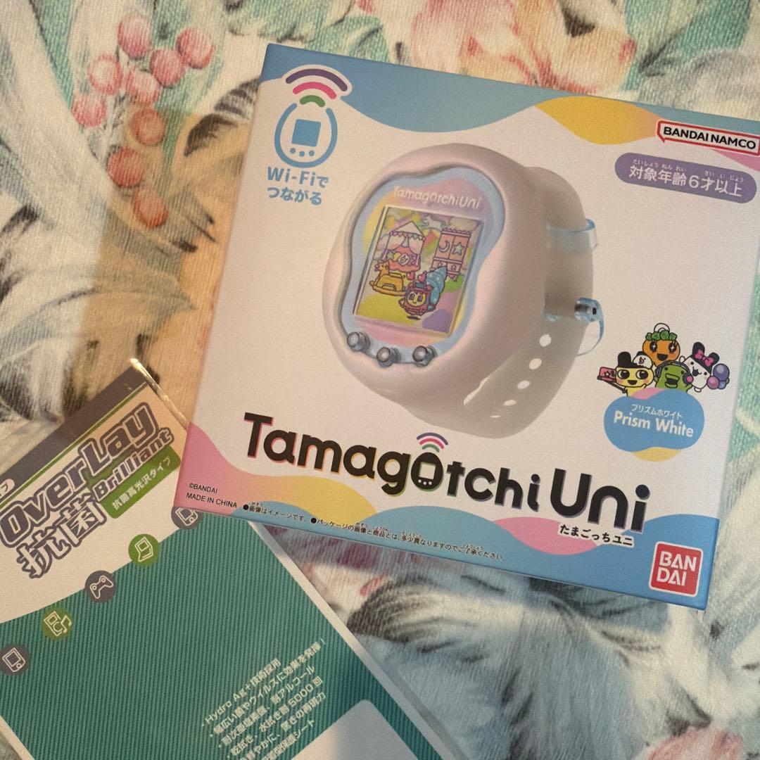 【新品・未開封】たまごっち　ユニ　プリズムホワイト※画面保護シール付き