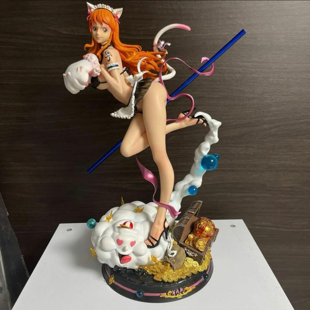 ワンピース　ナミ　フィギュア