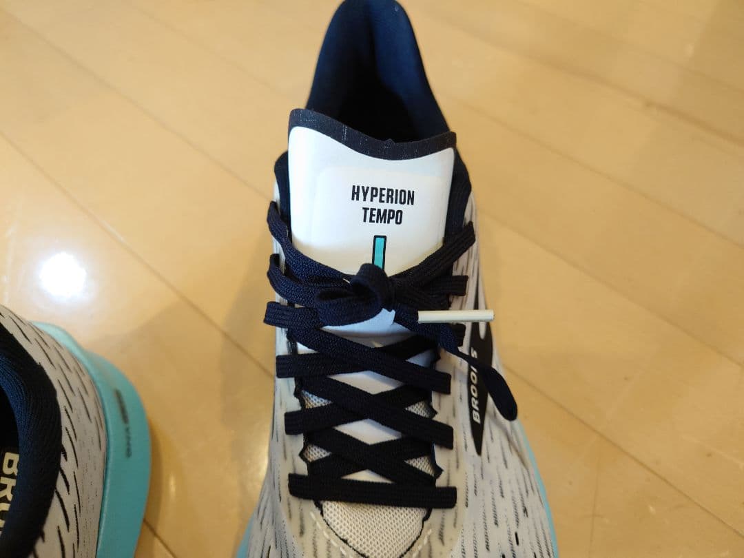 BROOKS ランニングシューズ ハイペリオンテンポ