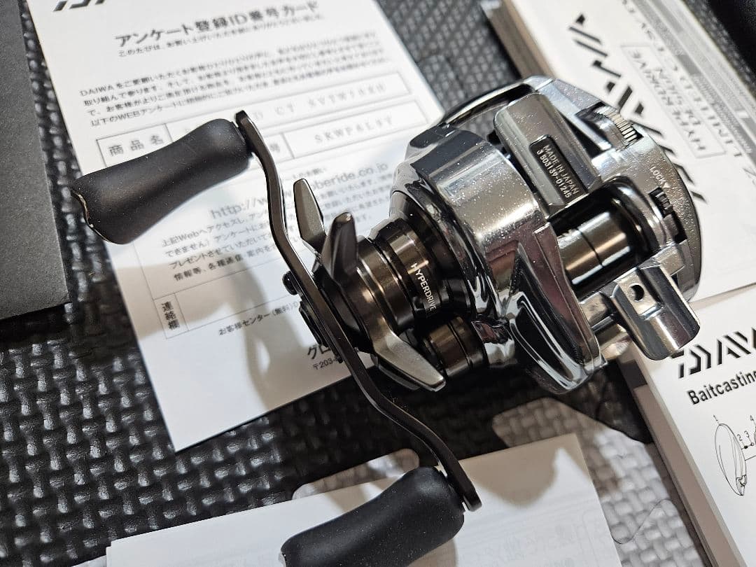 ダイワ25 スティーズ リミテッド CT SV TW 70XH 右ハンドル