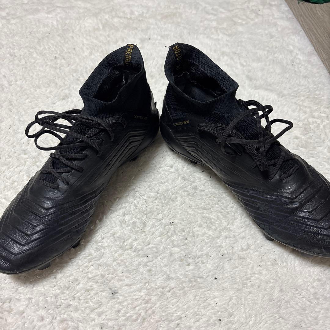 サッカースパイク　プレデター19.1 海外モデル