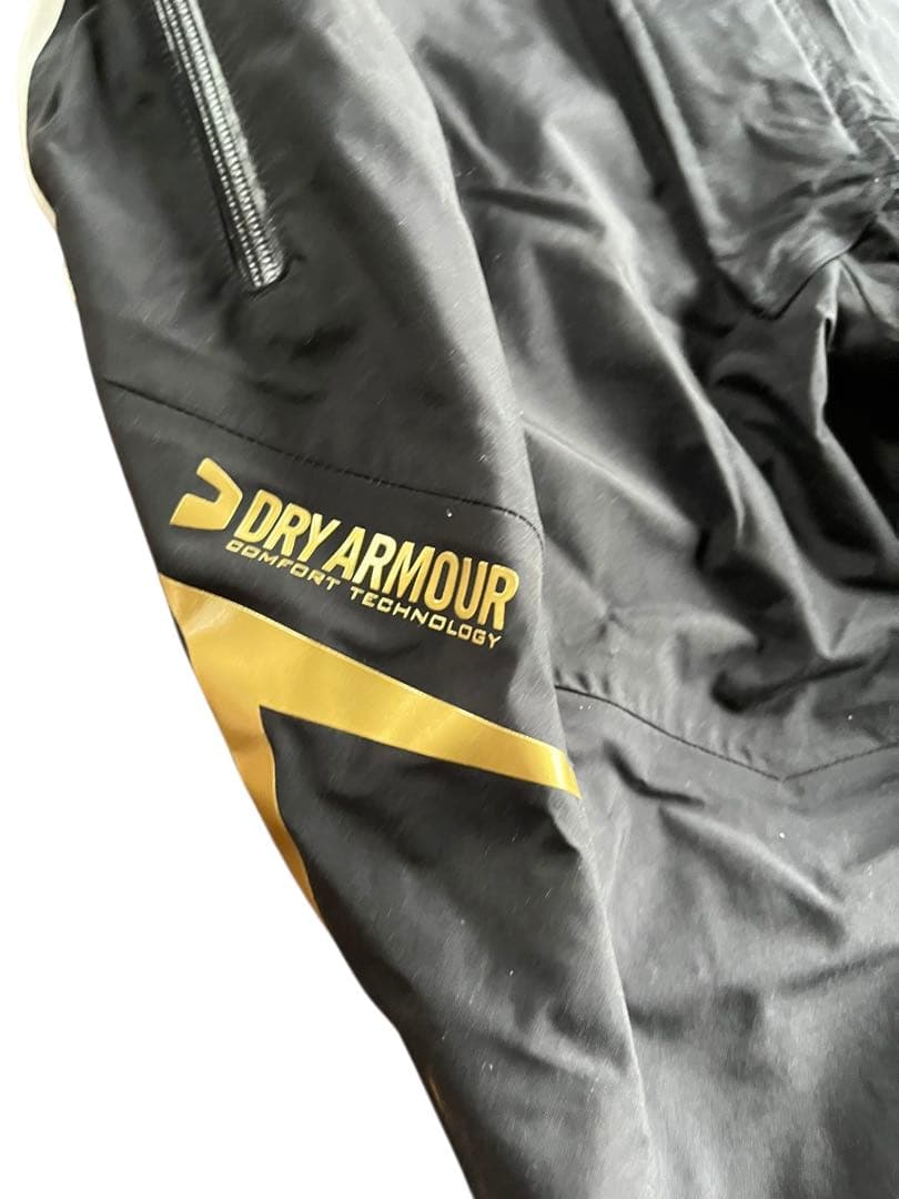 【未使用品】VARIVAS VARS-11 ドライアーマーレインスーツ