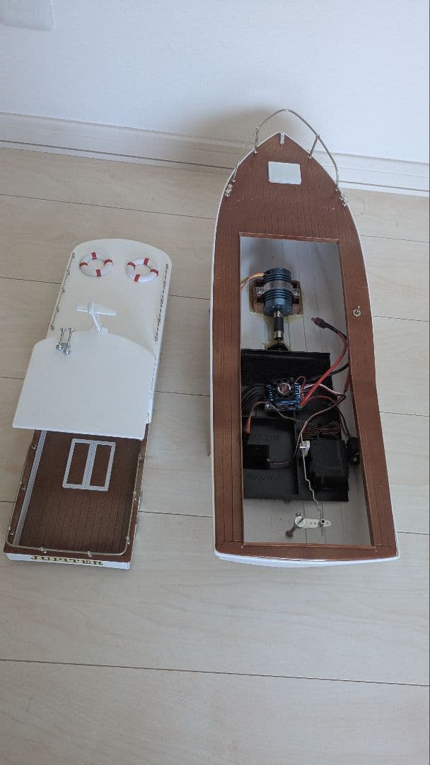 値下げ！地球堂 KNK JUPITER P550 クルーザー メカ付 ボート