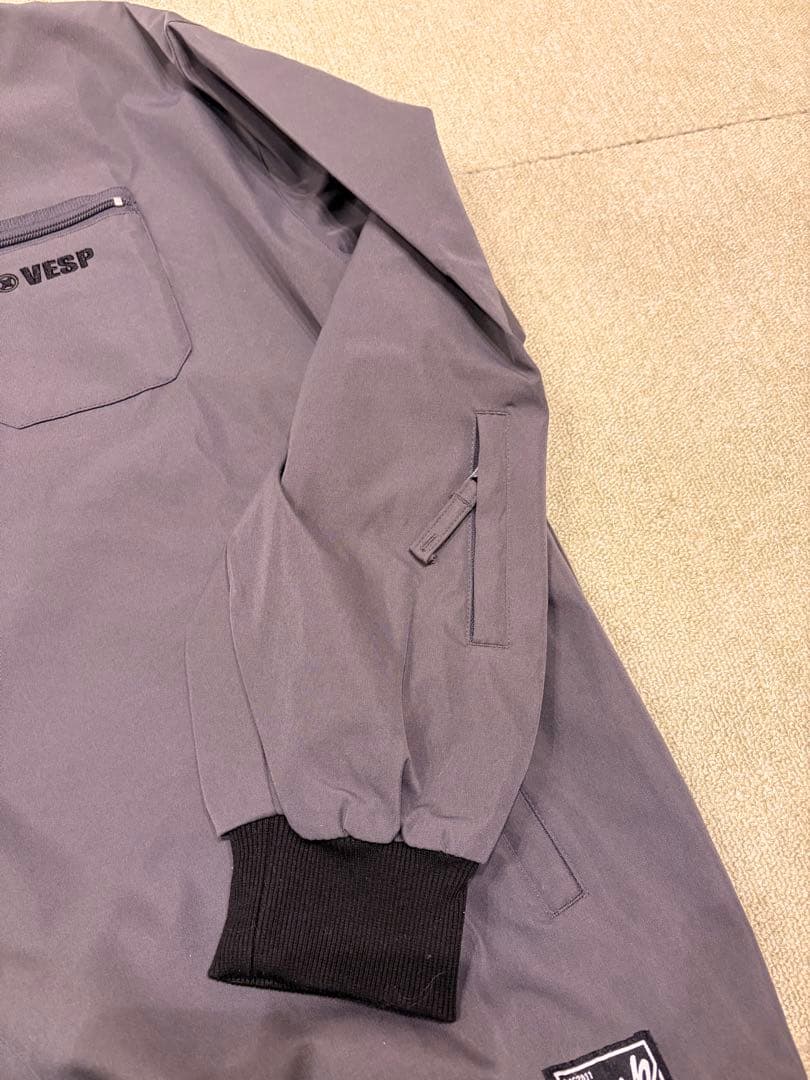 VESP グレー 長袖ウェア スノーボードウェア
