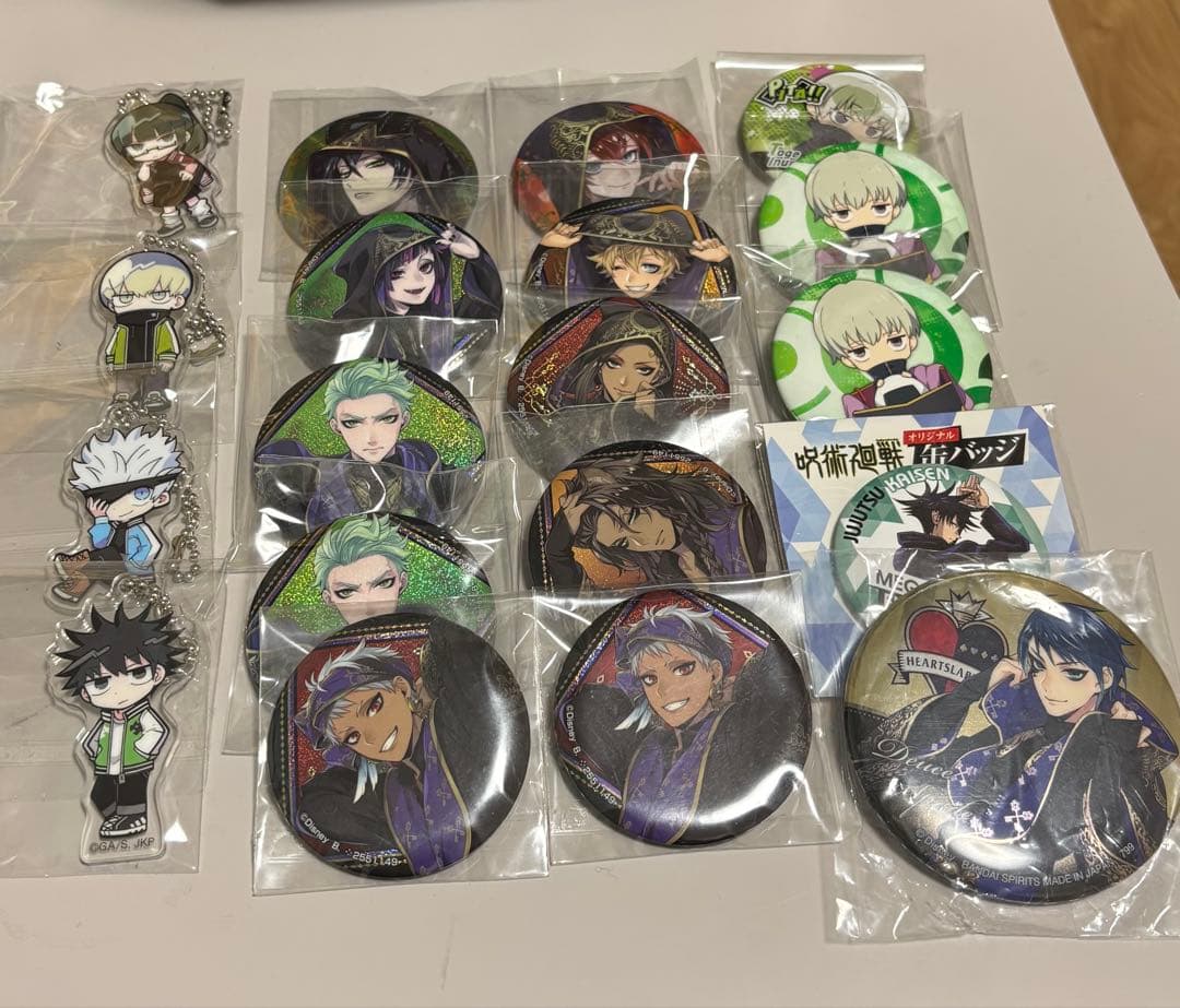 缶バッジ　アクリルキーホルダー　ラバーキーホルダー　「呪術廻戦」「ツイステ」