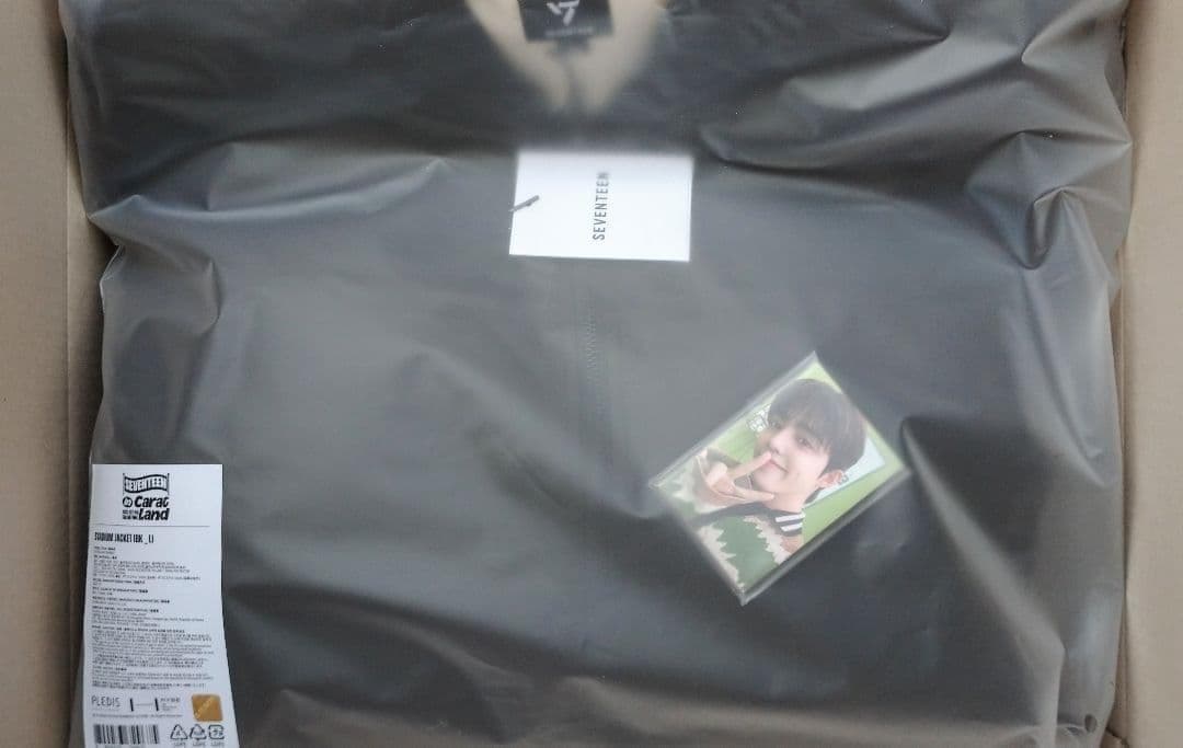 SEVENTEEN　セブチ　ケレン　トレカ付　ジャケット　スタジャン　CARAT