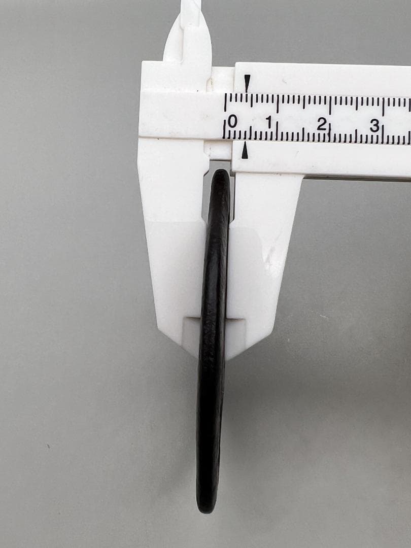 【海】江戸期　鍔　銀象嵌鉄鐔　鉄鍔　鐔　古刀匠　極上品　刀装具　箱付