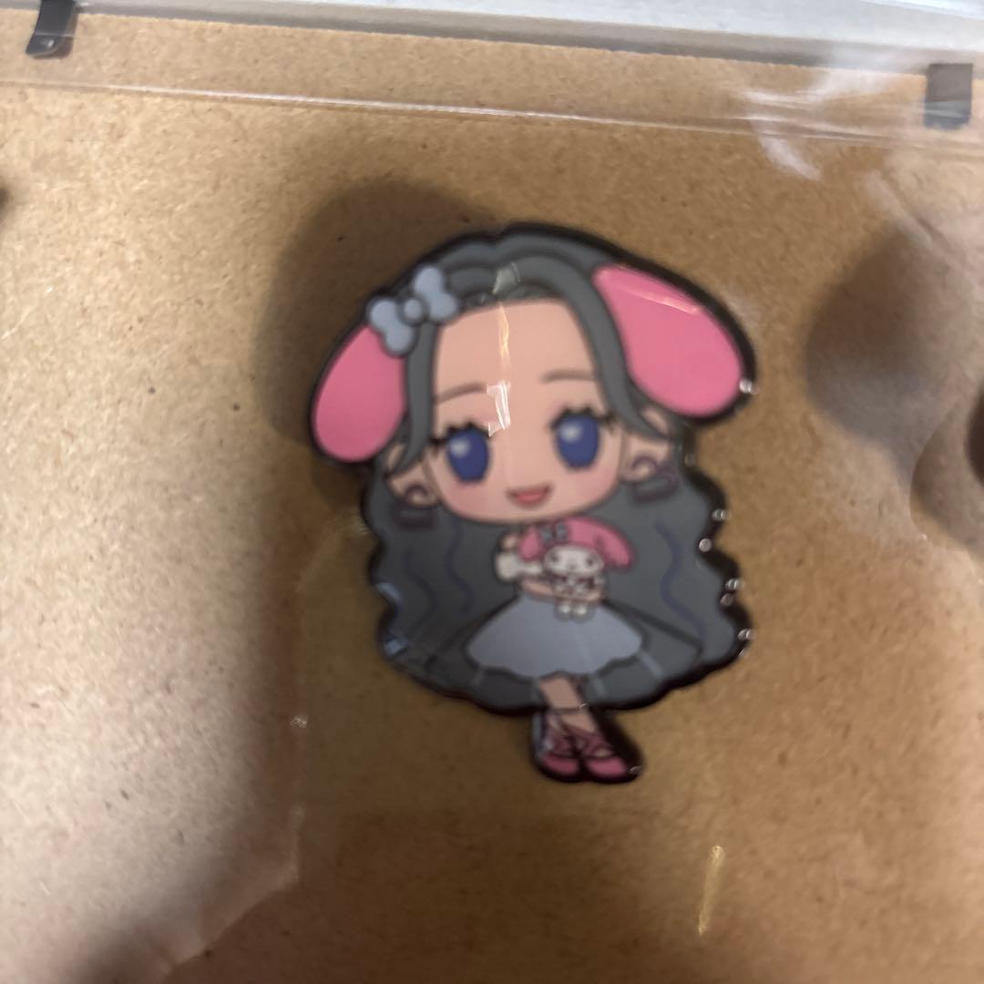 LE SSERAFIM マイメロ、クロミアクリルキーリング、ピンズ