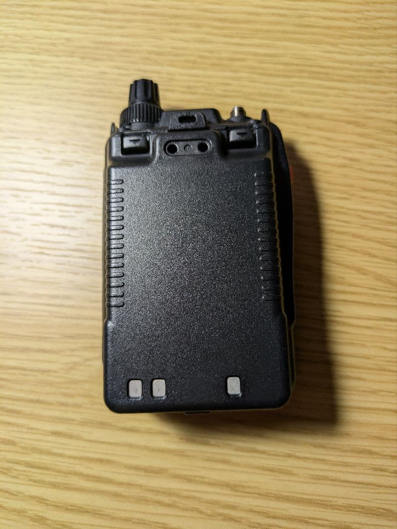 YAESU FT5D 145/435MHz FMトランシーバー