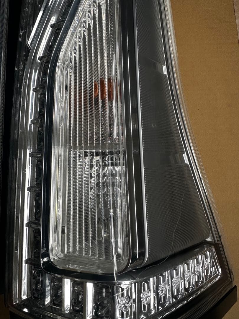 日産 セレナ C26 後期 純正テールランプ 左右セット 点灯確認済