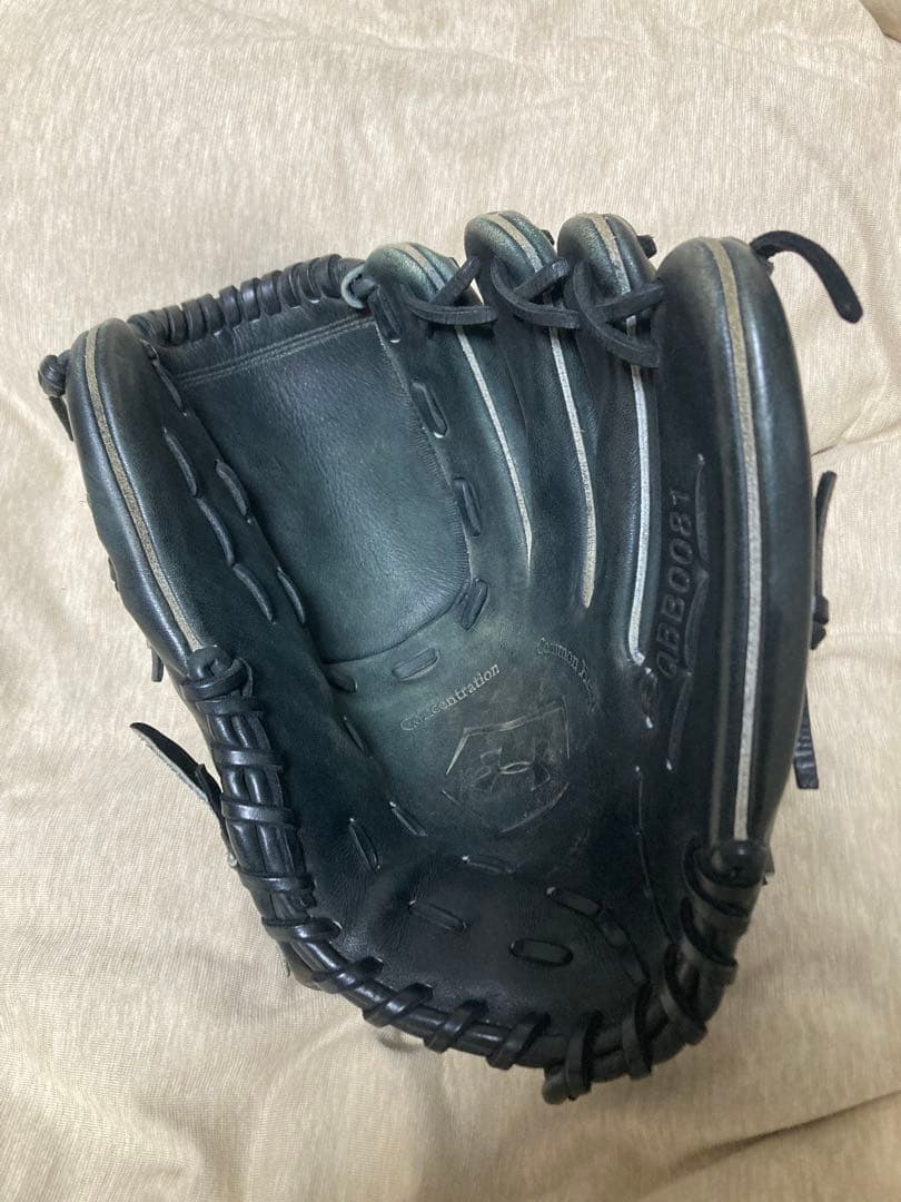 アンダーアーマー 硬式グローブ 投手用 ピッチャー ブラック