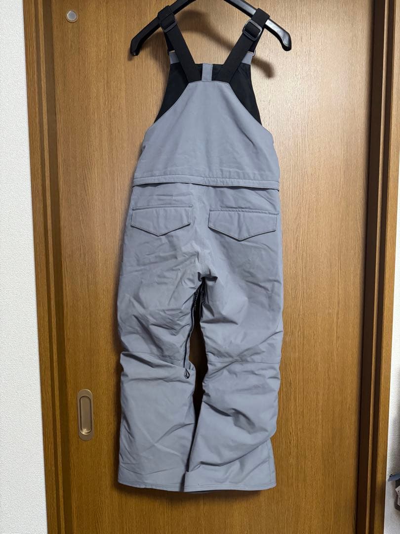 volcom キッズ　ビブパンツ　6y