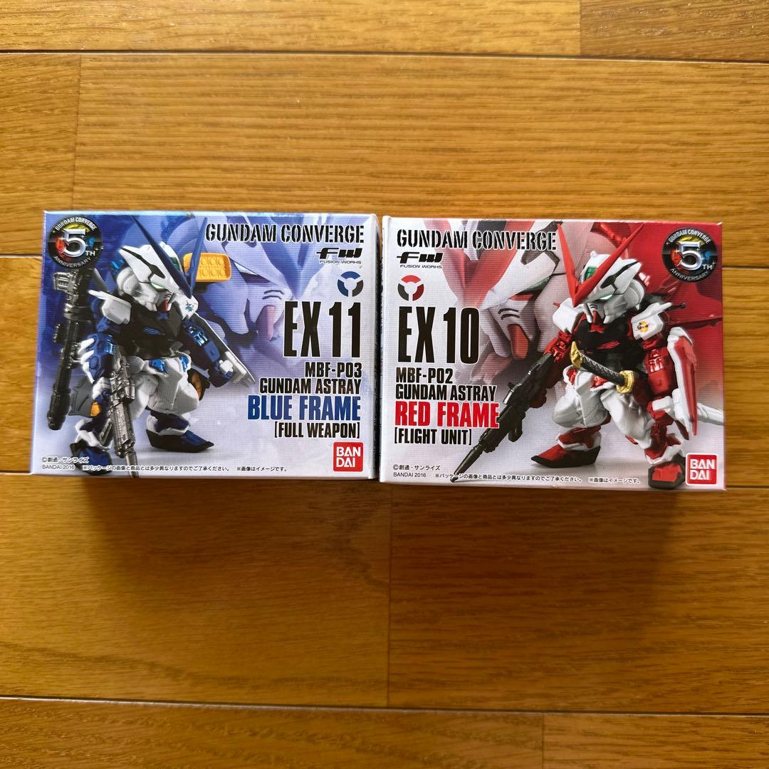 ガンダムコンバージ　レッドフレーム　ブルーフレーム