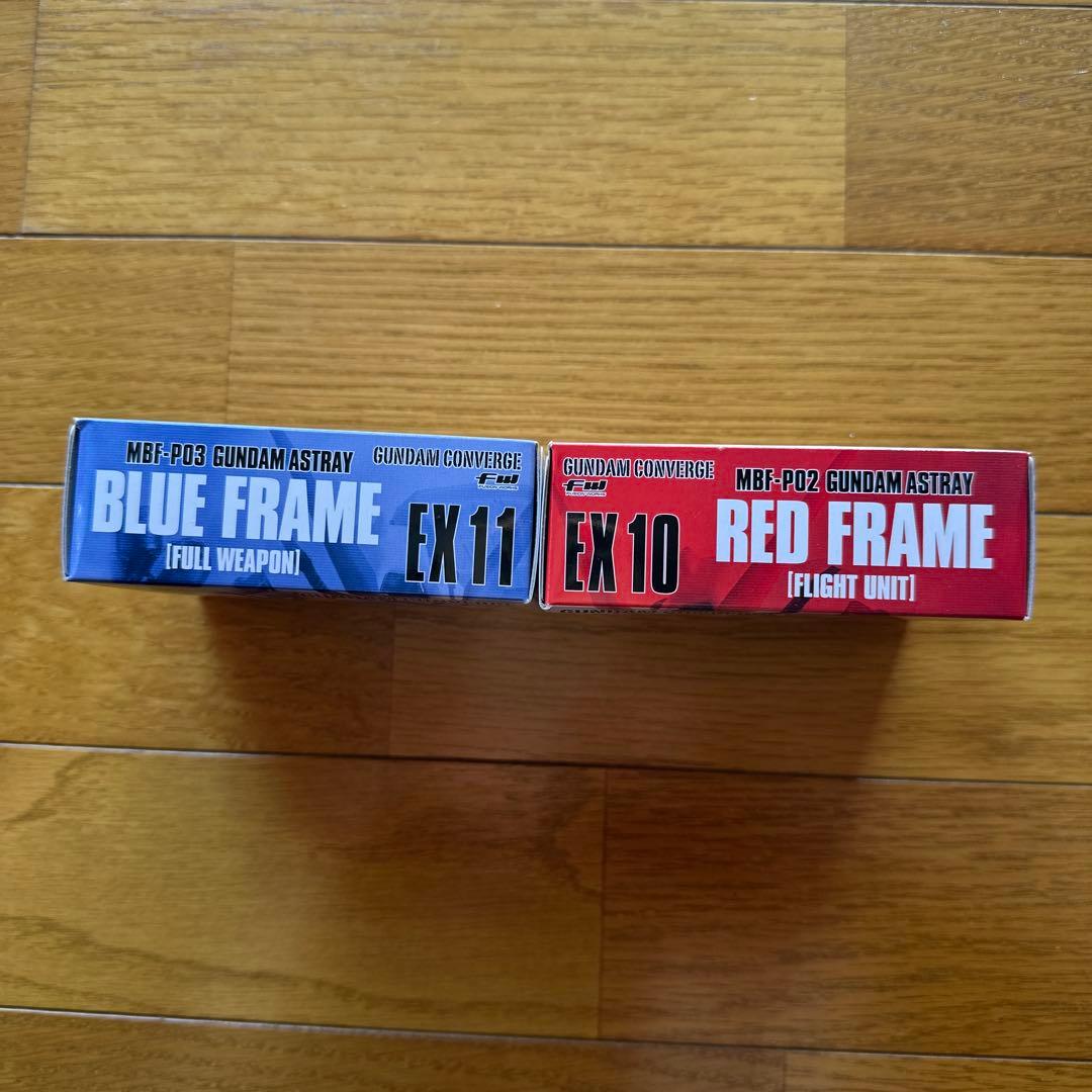 ガンダムコンバージ　レッドフレーム　ブルーフレーム