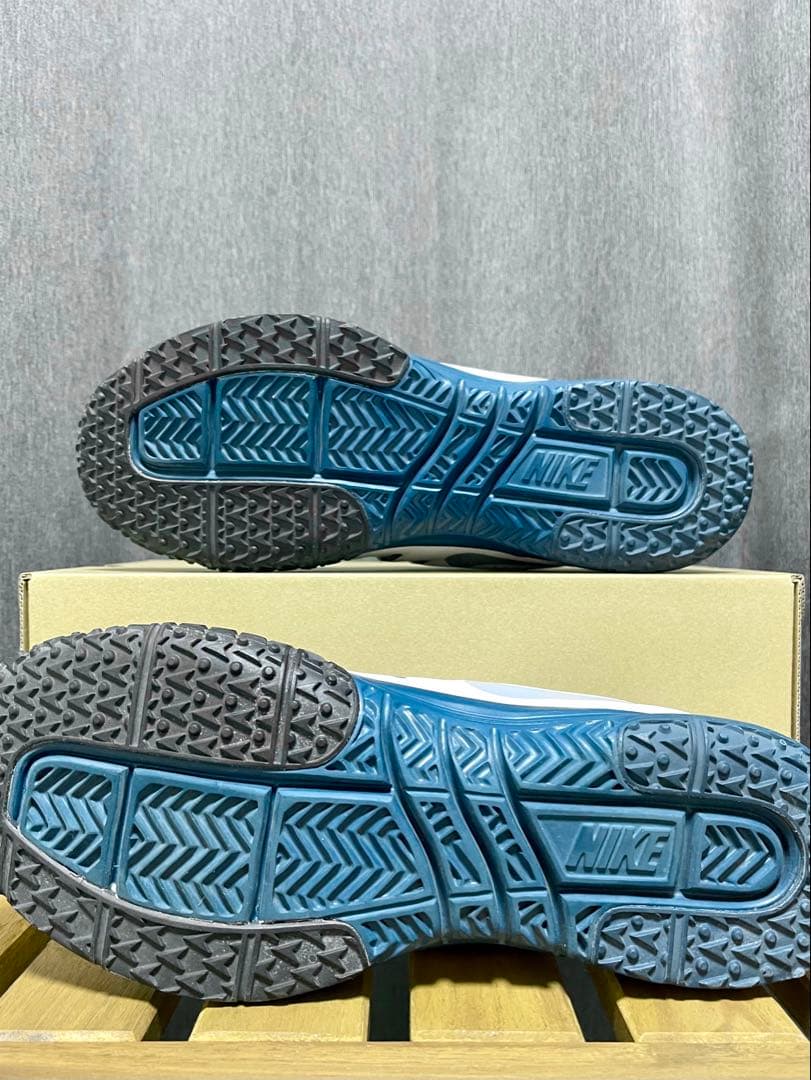 NIKE ヴェイパーコートオムニ　27.5cm