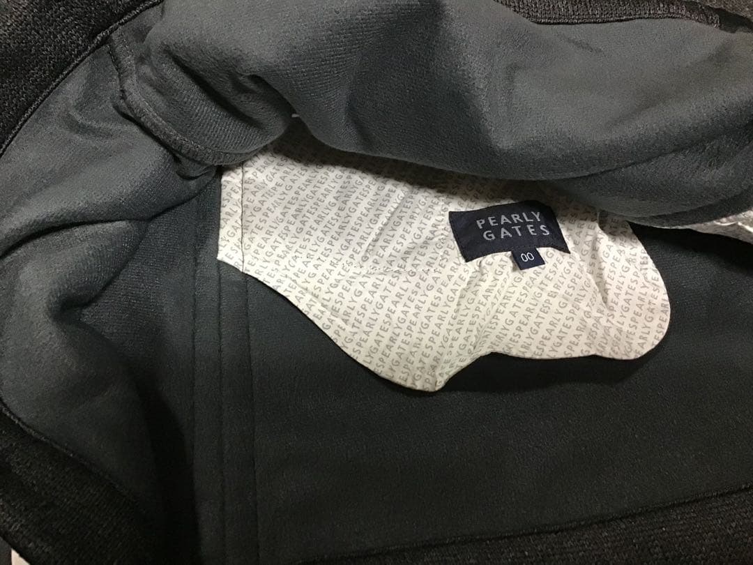 パーリーゲイツ大人気スカート。裏起毛なのに春も最適に着やすい。