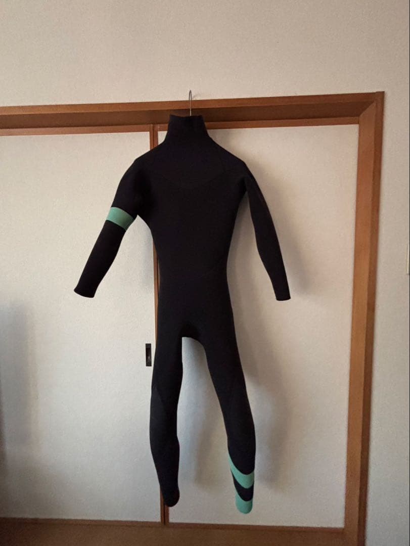 reunion wetsuits 3ミリ