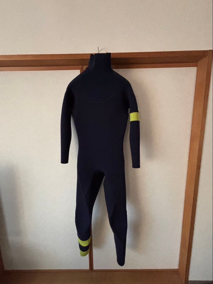 reunion wetsuits 3ミリ
