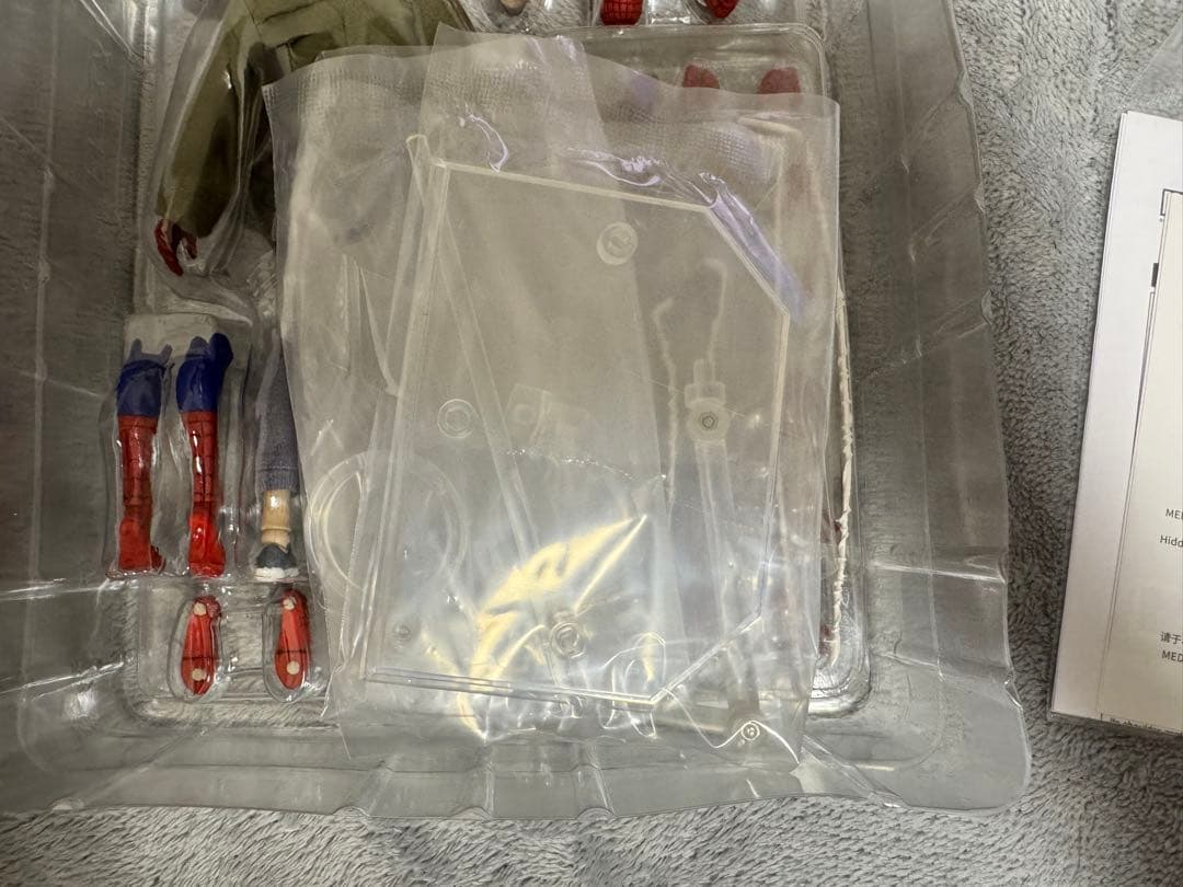 MAFEX No.109スパイダーマンスパイダーバース ピーターBパーカー