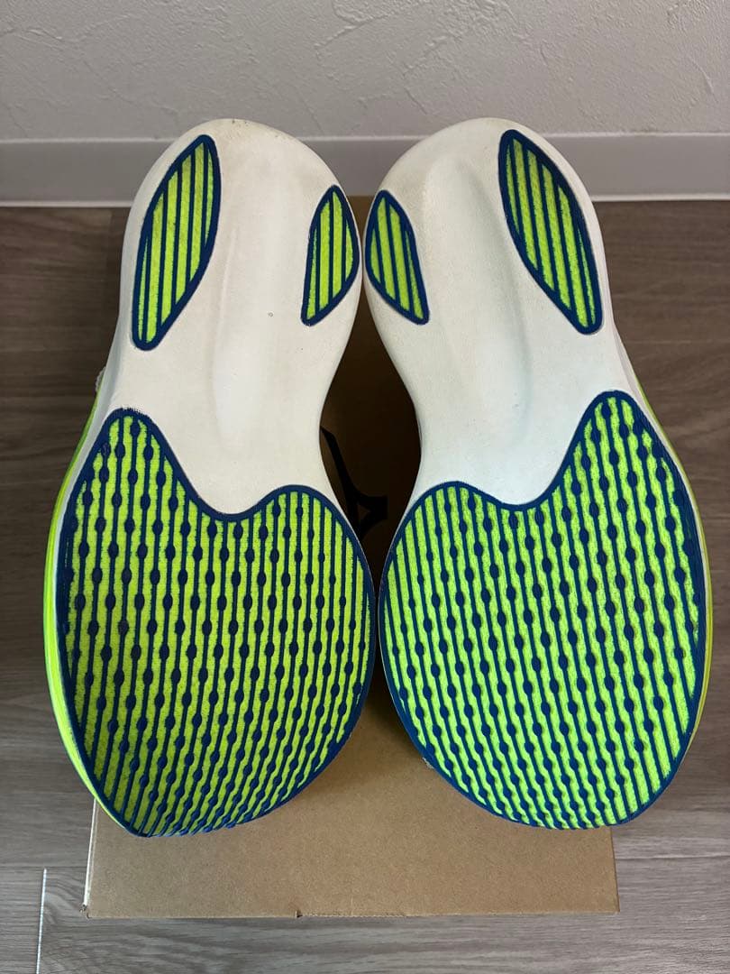 【新品同様】MIZUNO HYPERWARP ELITE 25.5cm