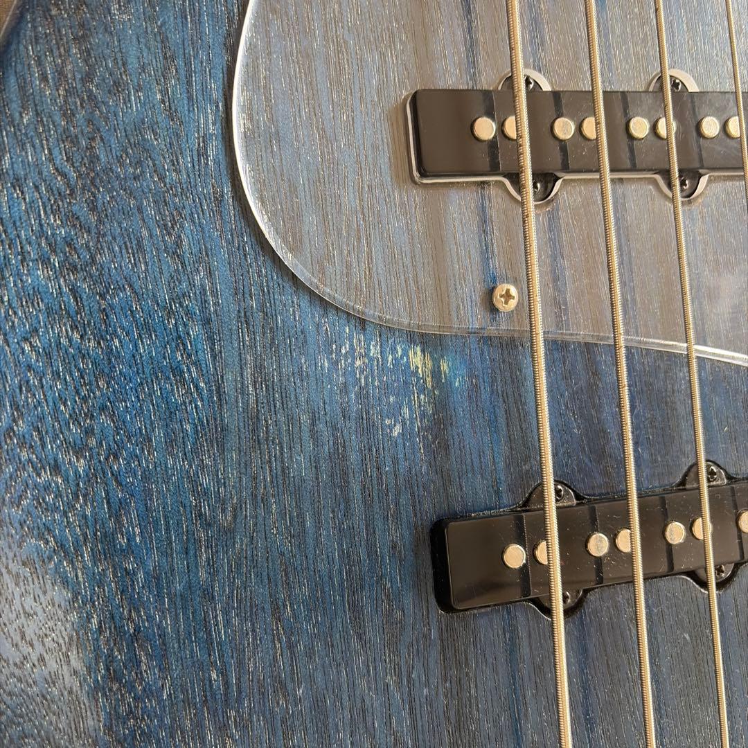 エレキベース ブルー 4弦 ケース付き